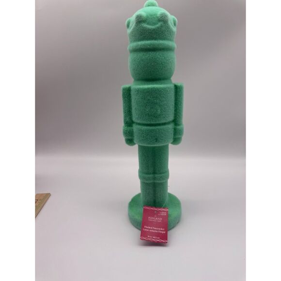 Ashland Christmas noel Flocked nutcracker - Picture 3 of 4